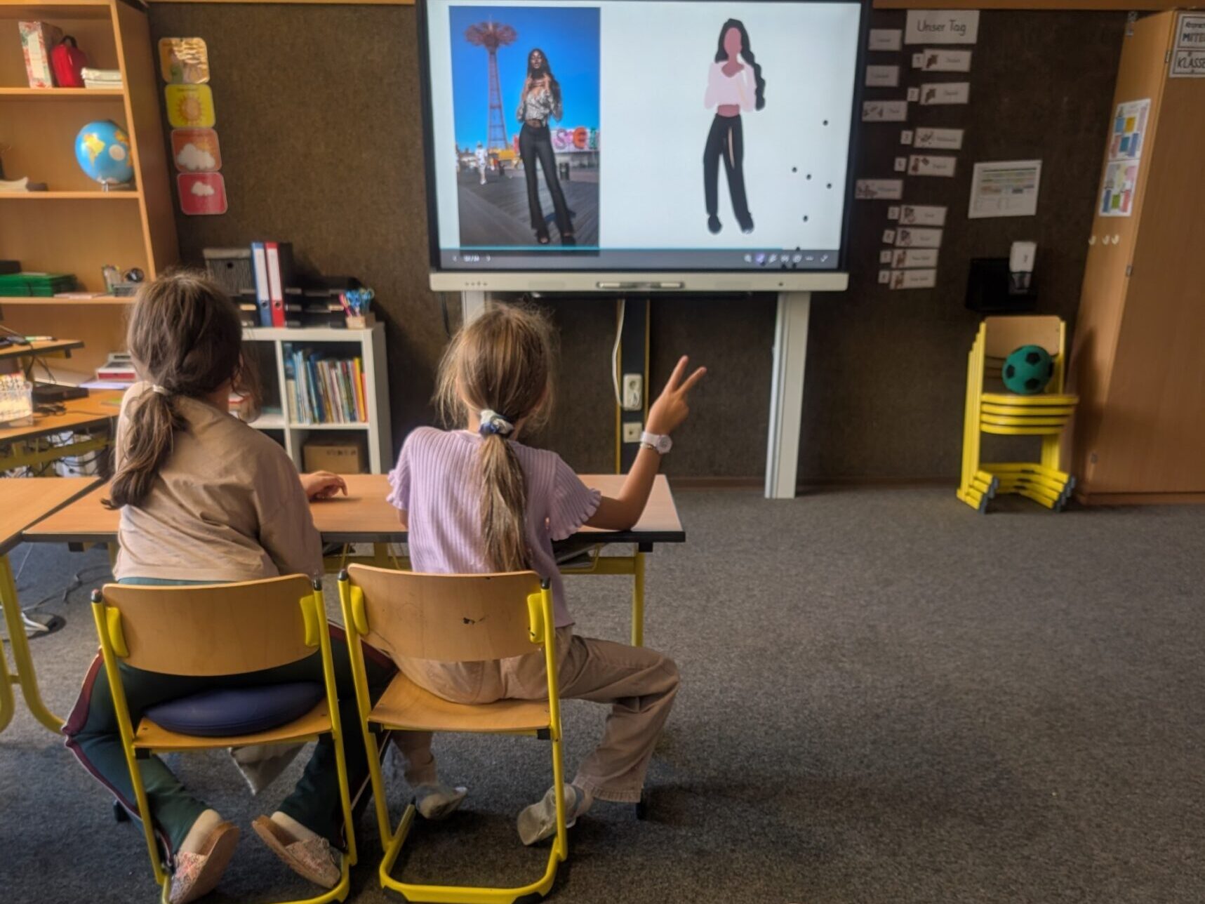 dreieins Grundschule Aachen - Kunstunterricht zum Thema Bewegung