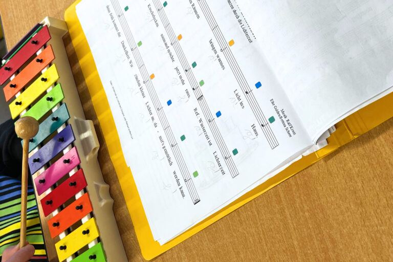 dreieins Grundschule Berlin-Kaulsdorf - Eine Entdeckungsreise in die Welt der Noten