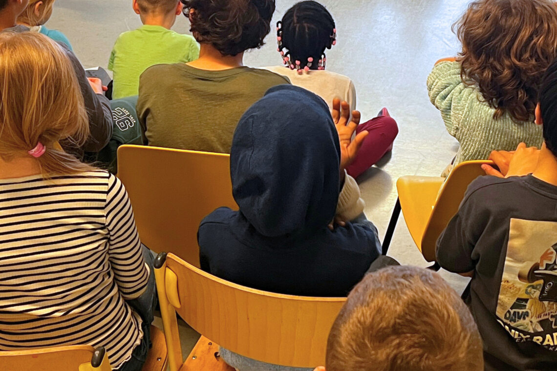 dreieins Grundschule Berlin-Kaulsdorf - Der Flur als Bühne