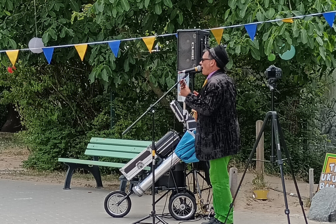 dreieins bilinguale Kindertagesstätte Berlin-Kaulsdorf - Showprogramm beim Sommerfest
