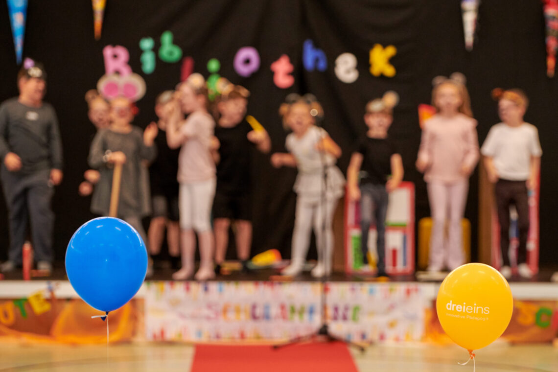 dreieins Grundschule Berlin-Kaulsdorf - Ein festlicher Start in die Schulzeit dreieins Grundschule Berlin-Kaulsdorf - Ein festlicher Start in die Schulzeit