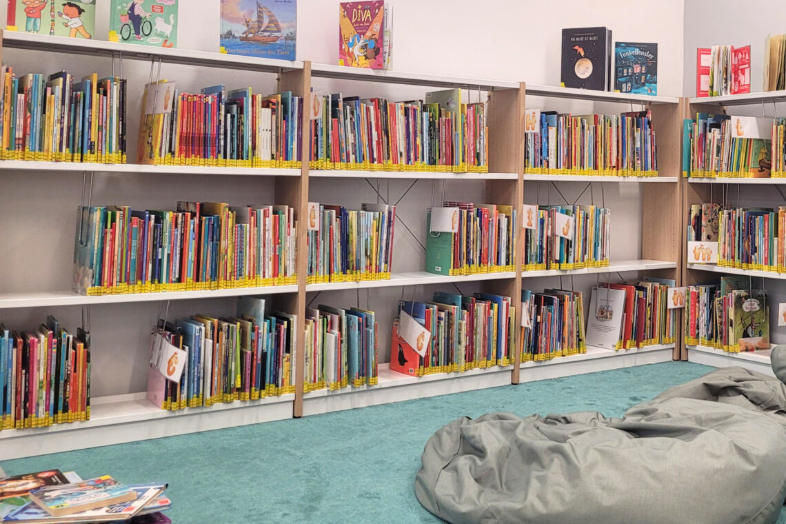 dreieins Kindertagesstätte Berlin-Prenzlauer Berg - Ausflug in die Heinrich-Böll-Bibliothek