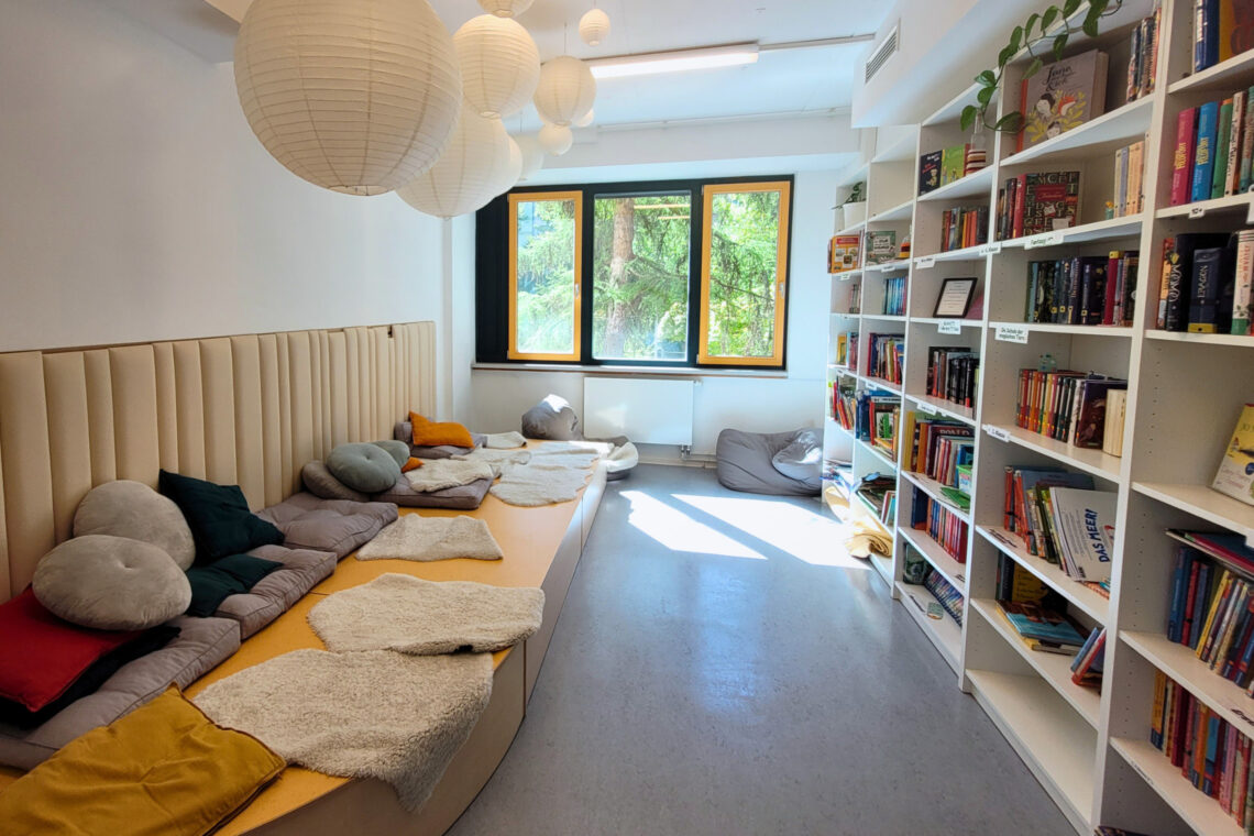 dreieins Kindertagesstätte Berlin-Prenzlauer Berg - Leseraum der dreieins Grundschule in Berlin-Pankow dreieins Kindertagesstätte Berlin-Prenzlauer Berg - Leseraum der dreieins Grundschule in Berlin-Pankow