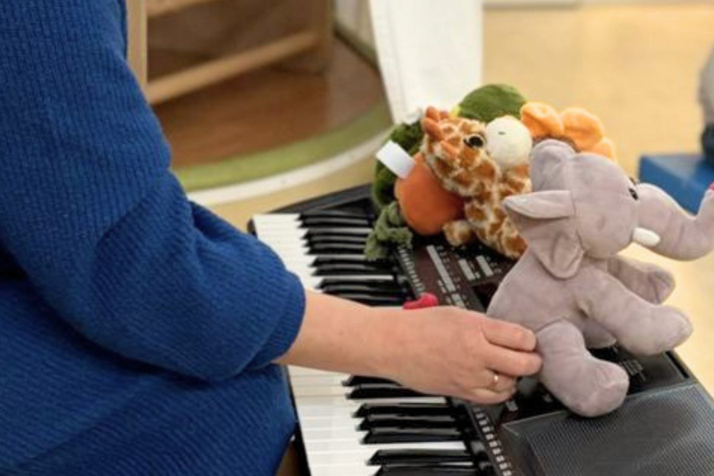dreieins Kindertagesstätte Berlin-Prenzlauer Berg - Tierische tolle Musikstunde in der Kita
