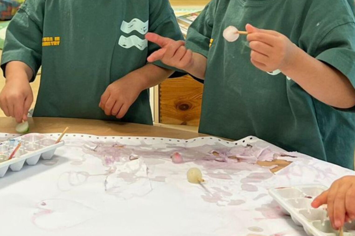 dreieins Kindertagesstätte Berlin-Prenzlauer Berg - Naturwissenschaft trifft Kreativität
